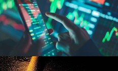 港股早盘走高 金山云涨超20%