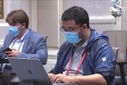 央行调查统计司司长闫先东：上半年新增贷款主要投向制造业、基础设施业等重点领域