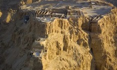 蓝盾光电延期回复年报问询函 募投项目延期、营收应收走势相悖等疑问待解