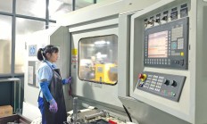 创新构筑业绩增长新引擎 上市民企上半年迸发新活力