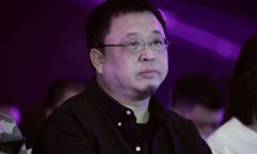 俞敏洪“闭门思过”：罢免CEO、致歉“拉黑”、停播争议主播 业内：东方甄选走出危机才刚刚开始