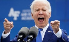 【美股盘前】三大期指齐跌；巴菲特减持美银套现超4.6亿美元；波音工会称谈判中止；富达对X平台估值缩水至94亿美元