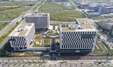 上海新金融研究院理事长屠光绍：上海科创、金融“双中心”建设亟需构建三方面“桥梁”