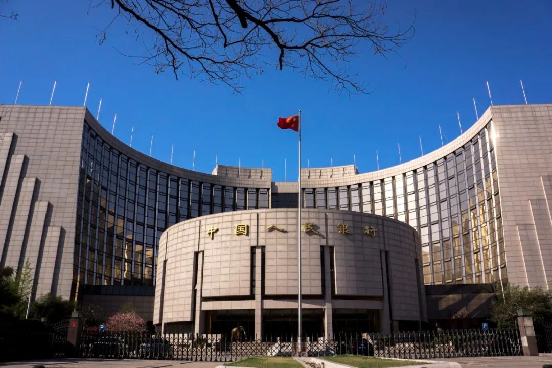 央行金融市场司负责人曹媛媛：中小银行债券投资也需要保持合理的“度”