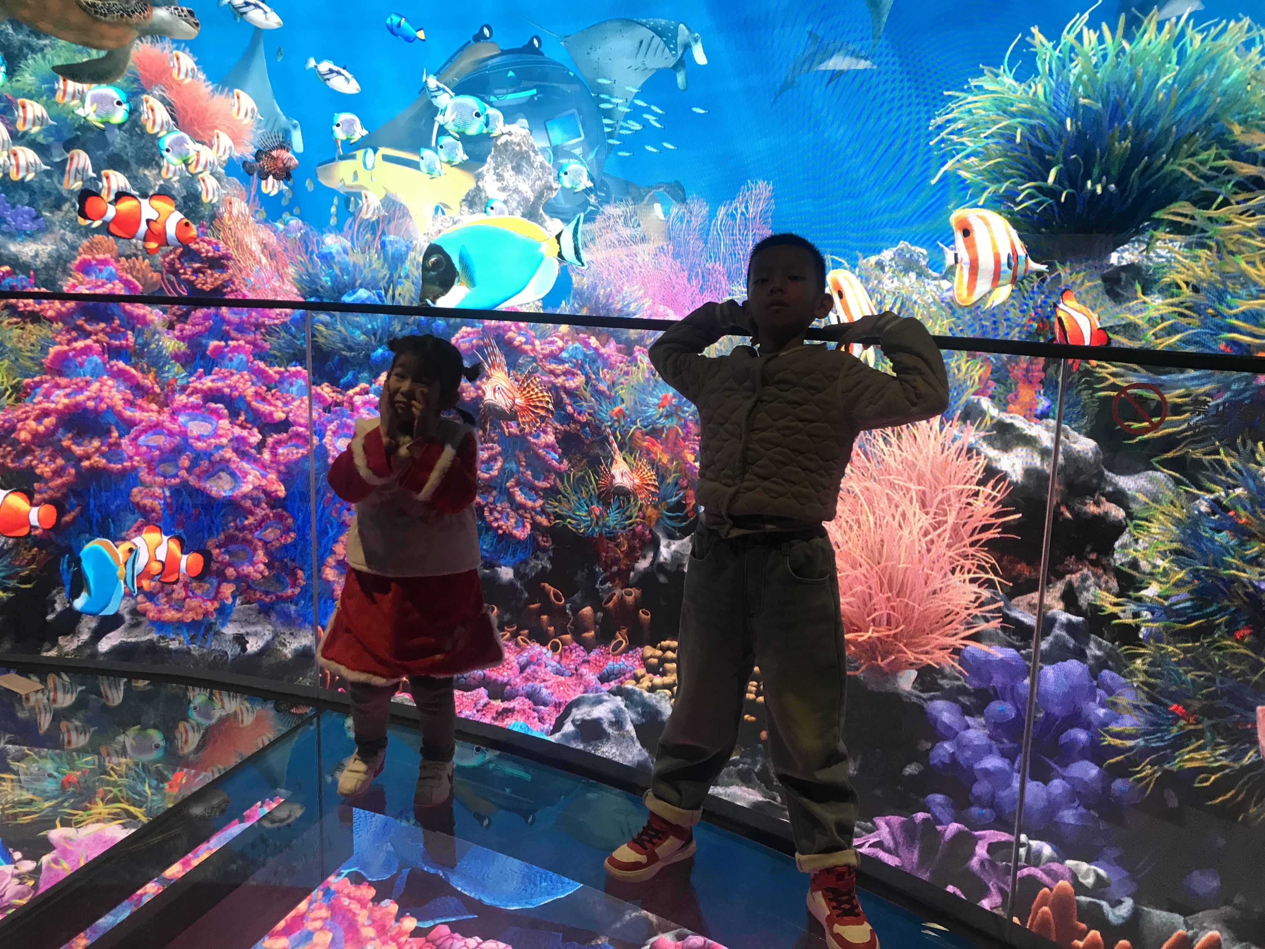 “海洋馆第一股”控制权易主