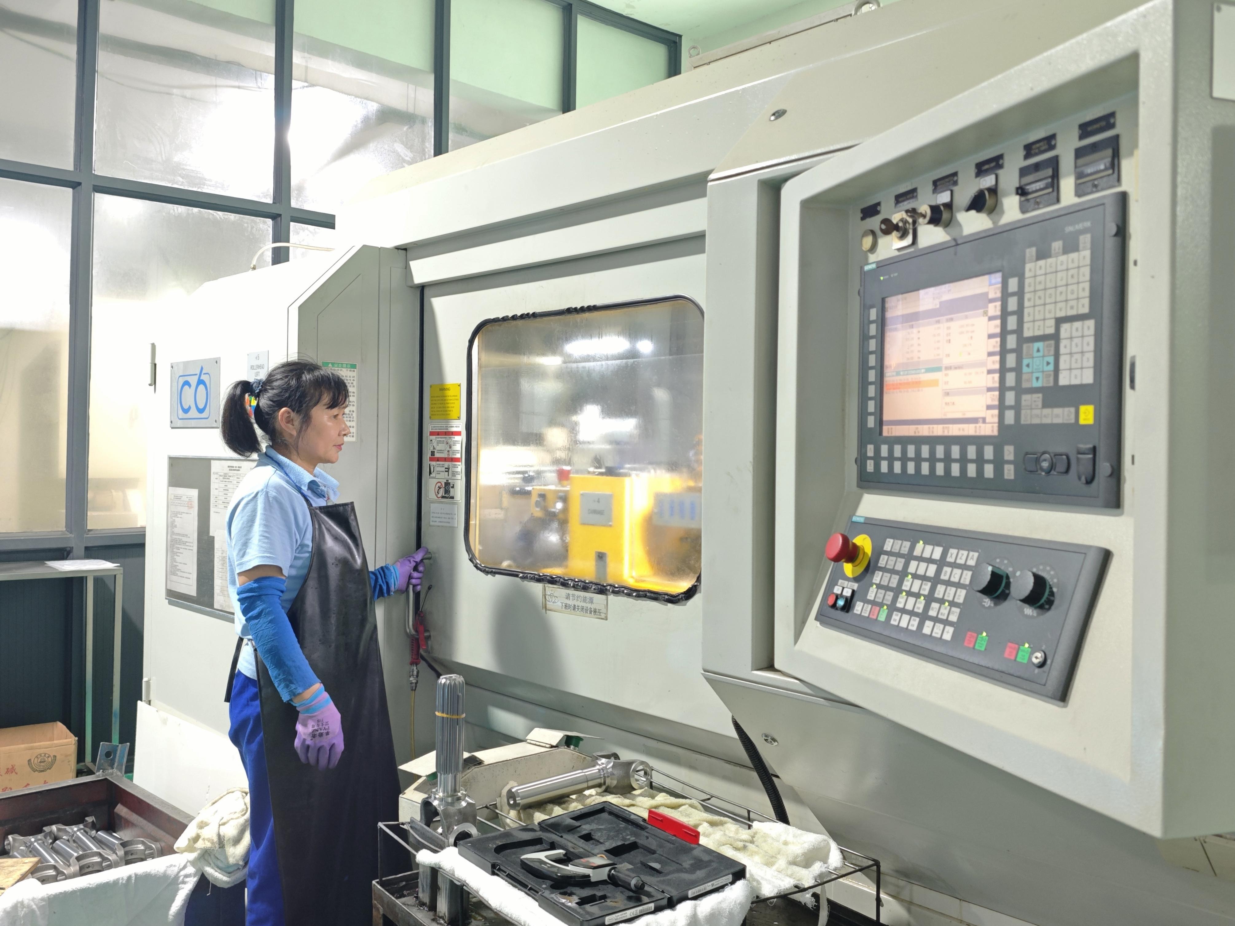 创新构筑业绩增长新引擎 上市民企上半年迸发新活力