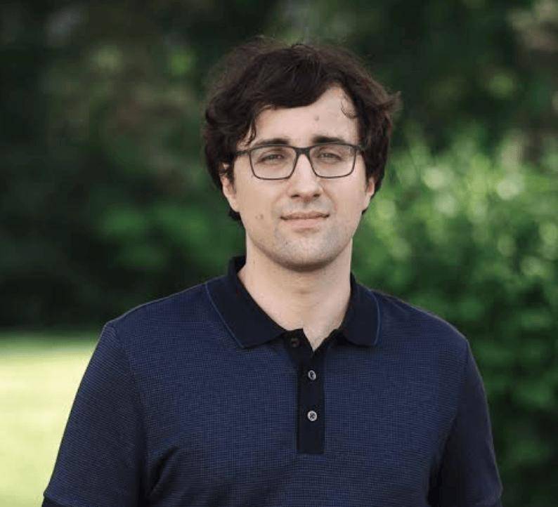 Meta挖走OpenAI顶级研究员Trapit Bansal；苹果修改App Store收费系统，避免被欧盟巨额罚款丨全球科技早参