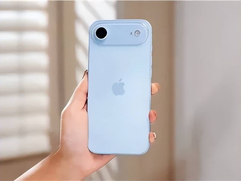 分析师称iPhone 17 Air有望掀起换机潮;固态电池实车演示,QuantumScape股价飙升丨全球科技早参