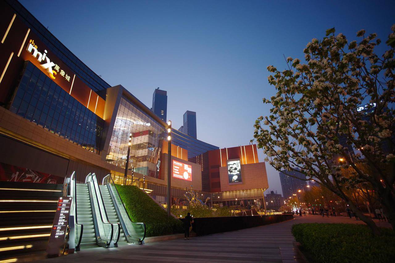 飞骧科技转战港交所IPO：资产负债率超100% 实控人递表前夕减持套现